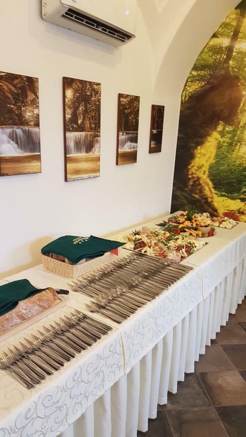 Penzión Poľovník Moldava nad Bodvou Exterior foto